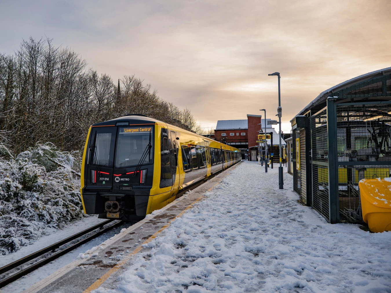 train snow