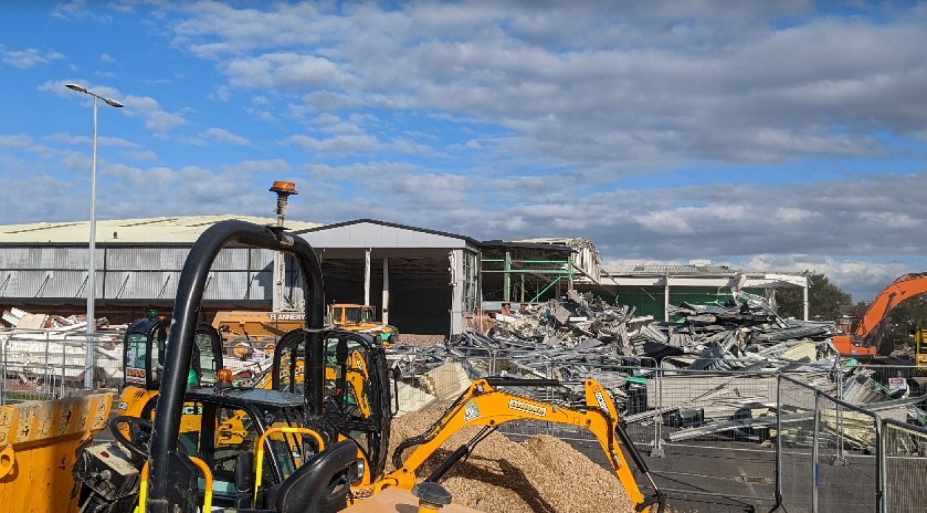 demolition-of-the-old-homebase-store-in-southport-has-begun-to-make-way